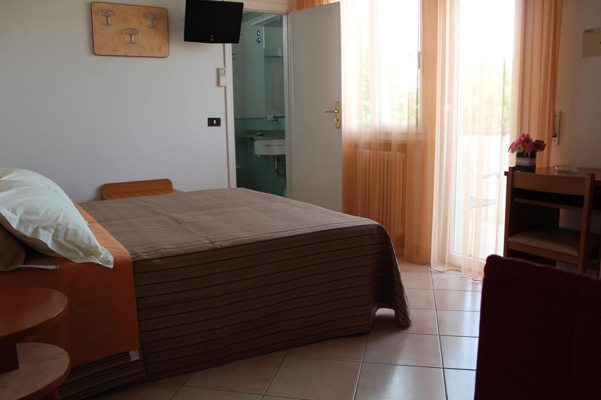Hotel Verdemare Rimini Ruang foto